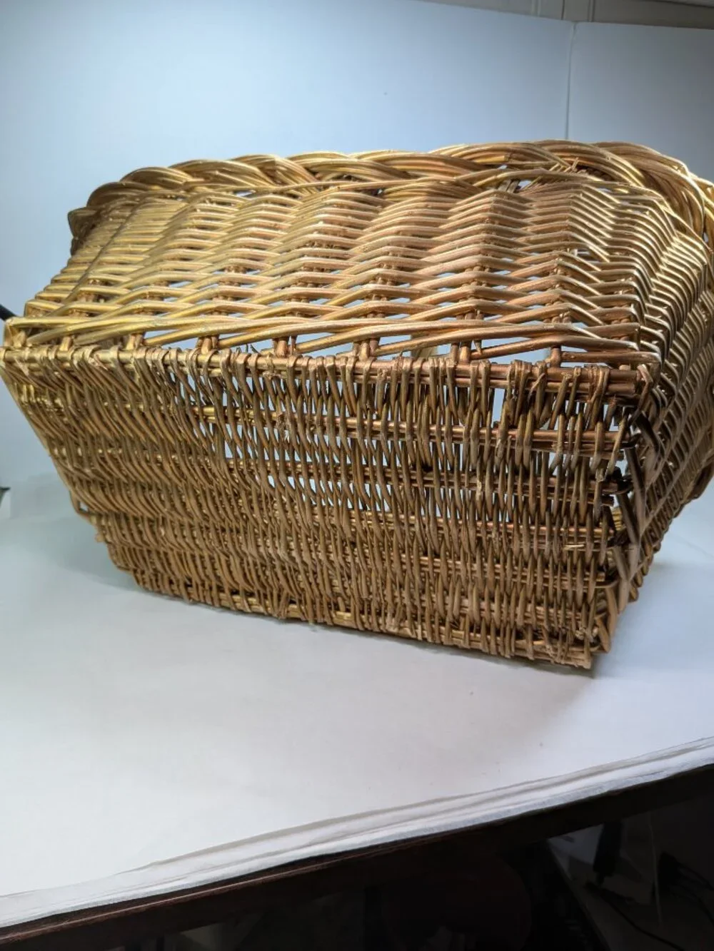 Vintage Extra Large Woven Wicker Basket Handle Scoop Gathering Trug Gold Brown